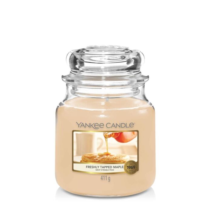 Yankee Candle Freshly Tapped Maple - Medium Jar